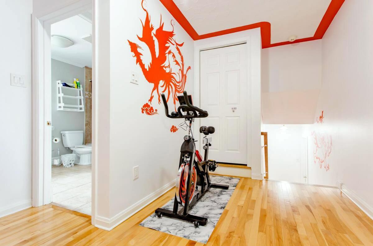 Private Bedrooms+free Parking Homestay