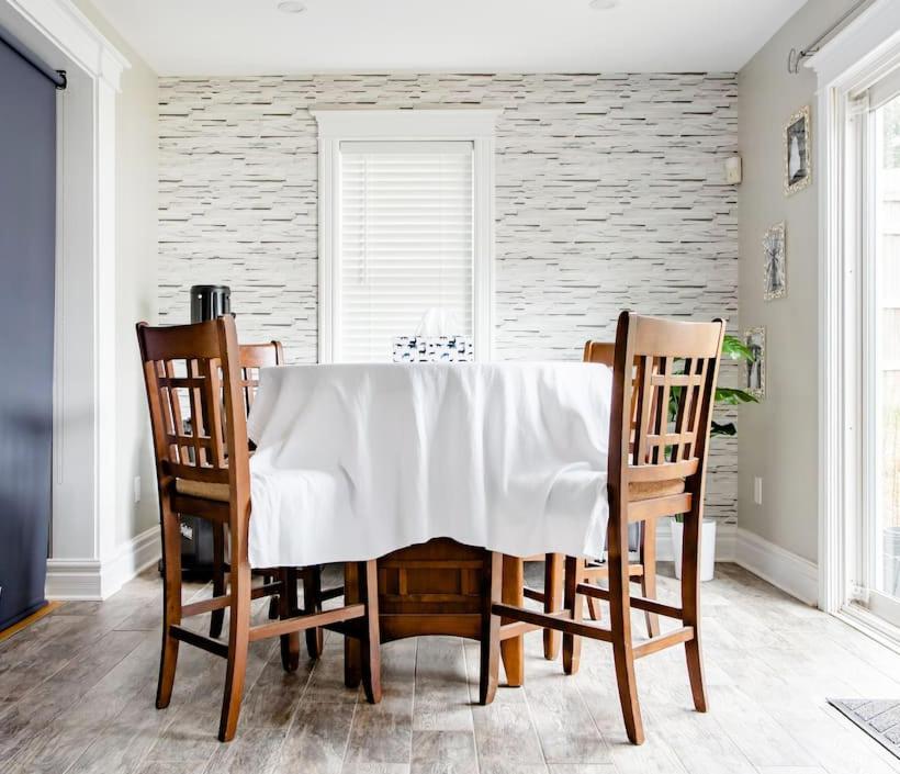 Private Bedrooms+free Parking Lower Sackville